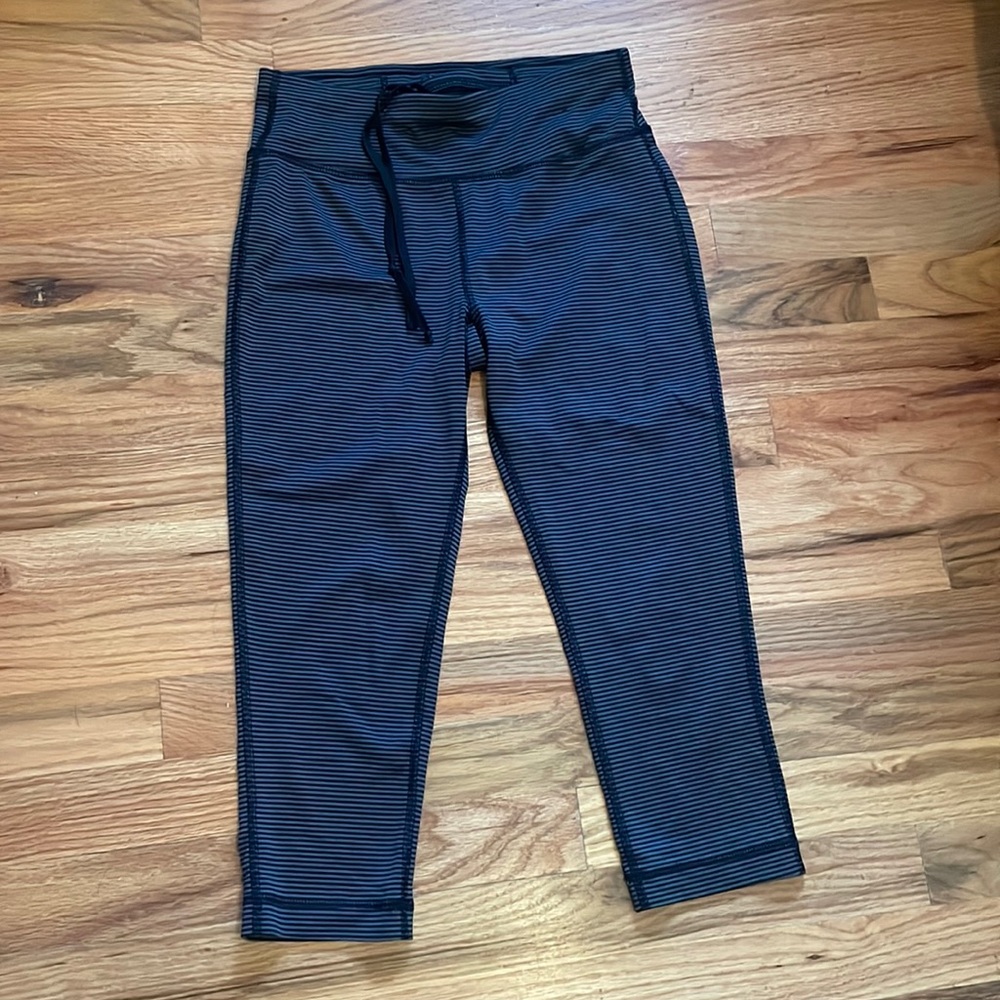 Danskin cropped leggings